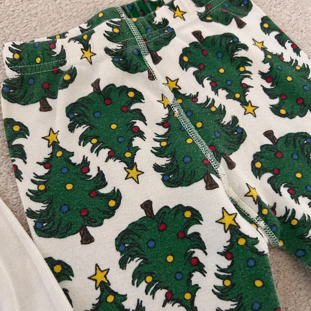 Hanna Andersson Peanuts Xmas PJs size 100 / 4 - Picture 3 of 4